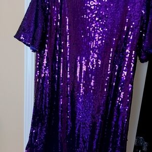 Dress sequinned